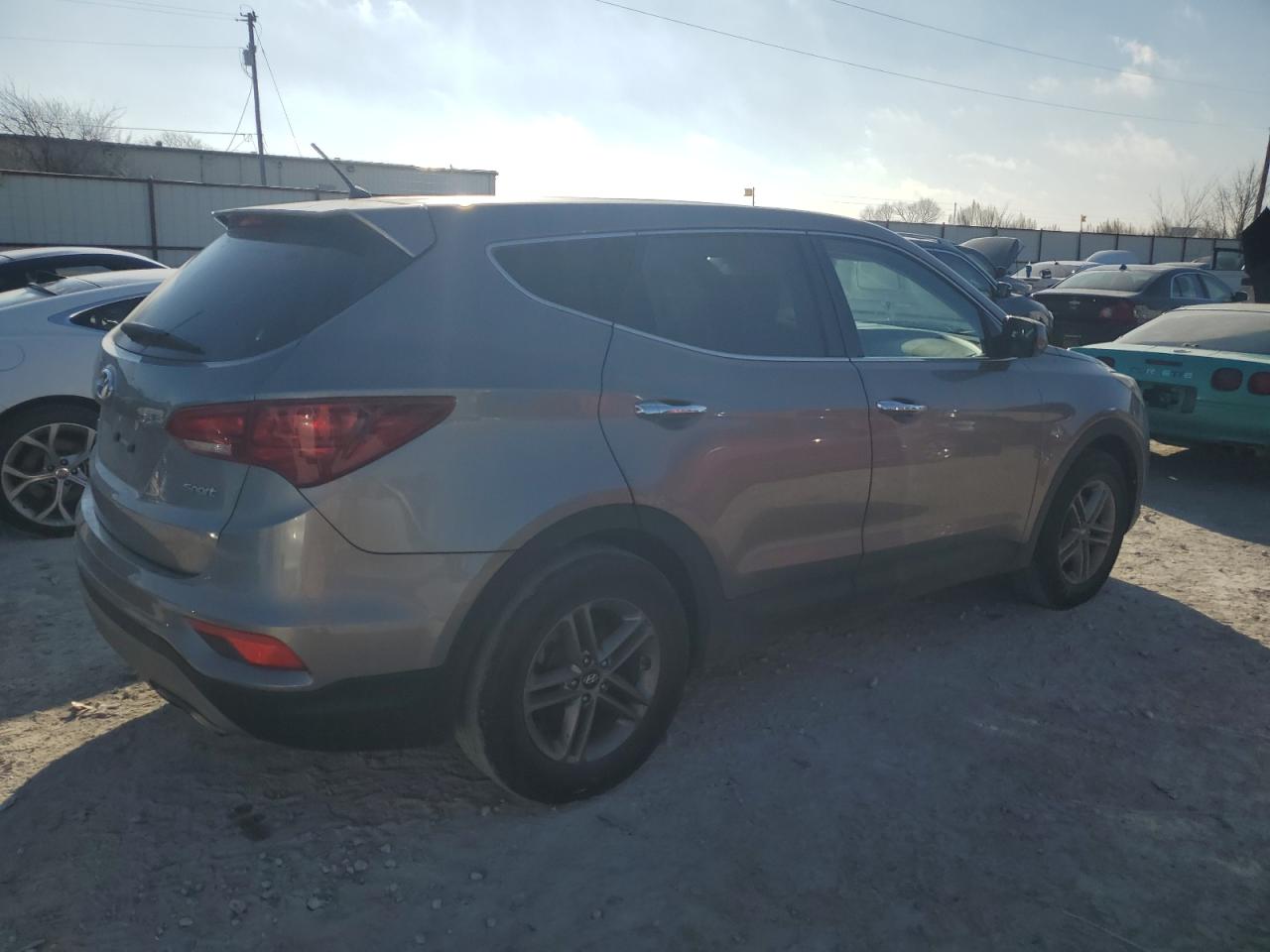 Photo 2 VIN: 5NMZT3LB2JH084210 - HYUNDAI SANTA FE 