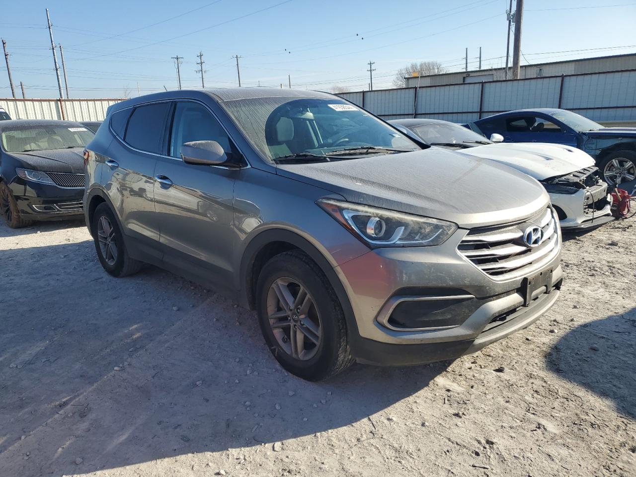 Photo 3 VIN: 5NMZT3LB2JH084210 - HYUNDAI SANTA FE 