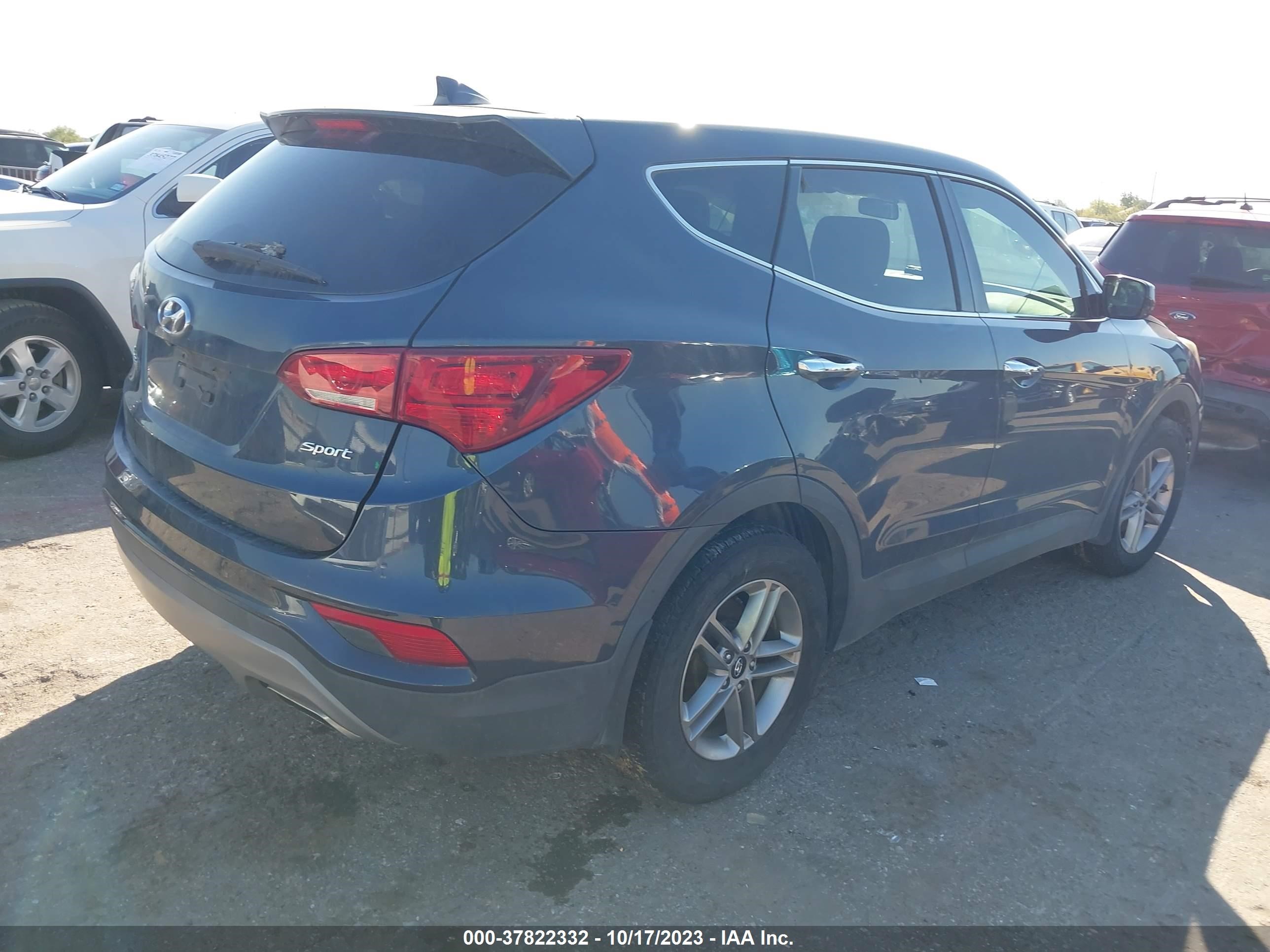 Photo 3 VIN: 5NMZT3LB4HH038663 - HYUNDAI SANTA FE 