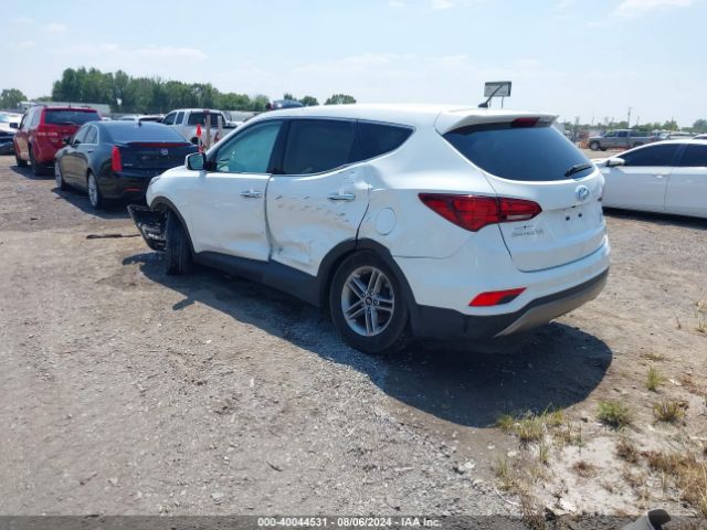 Photo 2 VIN: 5NMZT3LB4JH077940 - HYUNDAI SANTA FE SPORT 