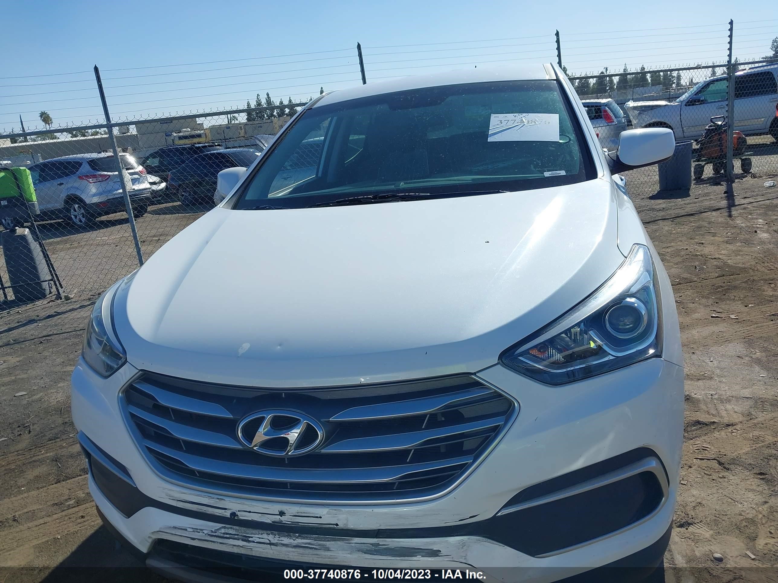 Photo 11 VIN: 5NMZTDLB1JH094877 - HYUNDAI SANTA FE 