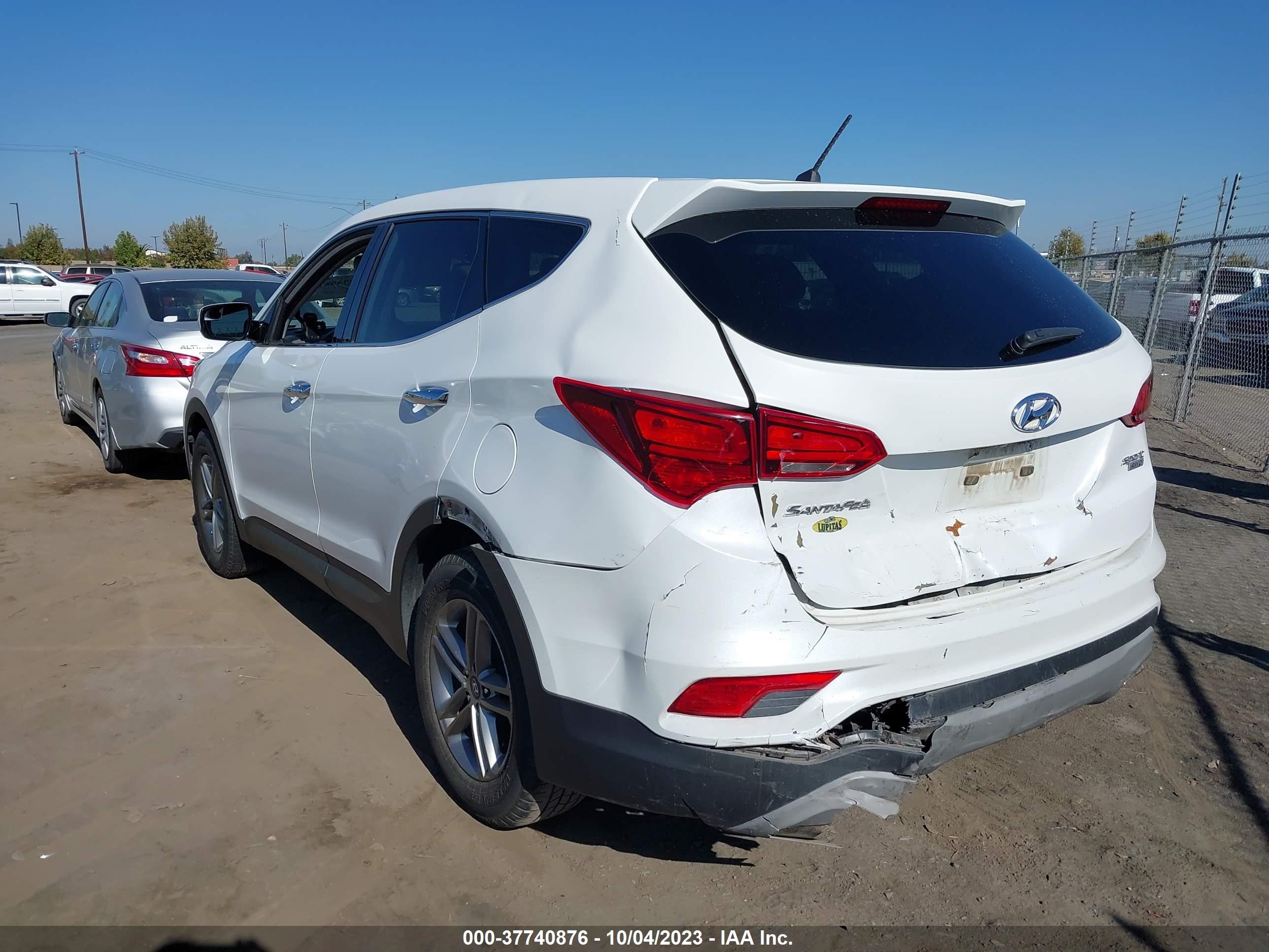 Photo 2 VIN: 5NMZTDLB1JH094877 - HYUNDAI SANTA FE 