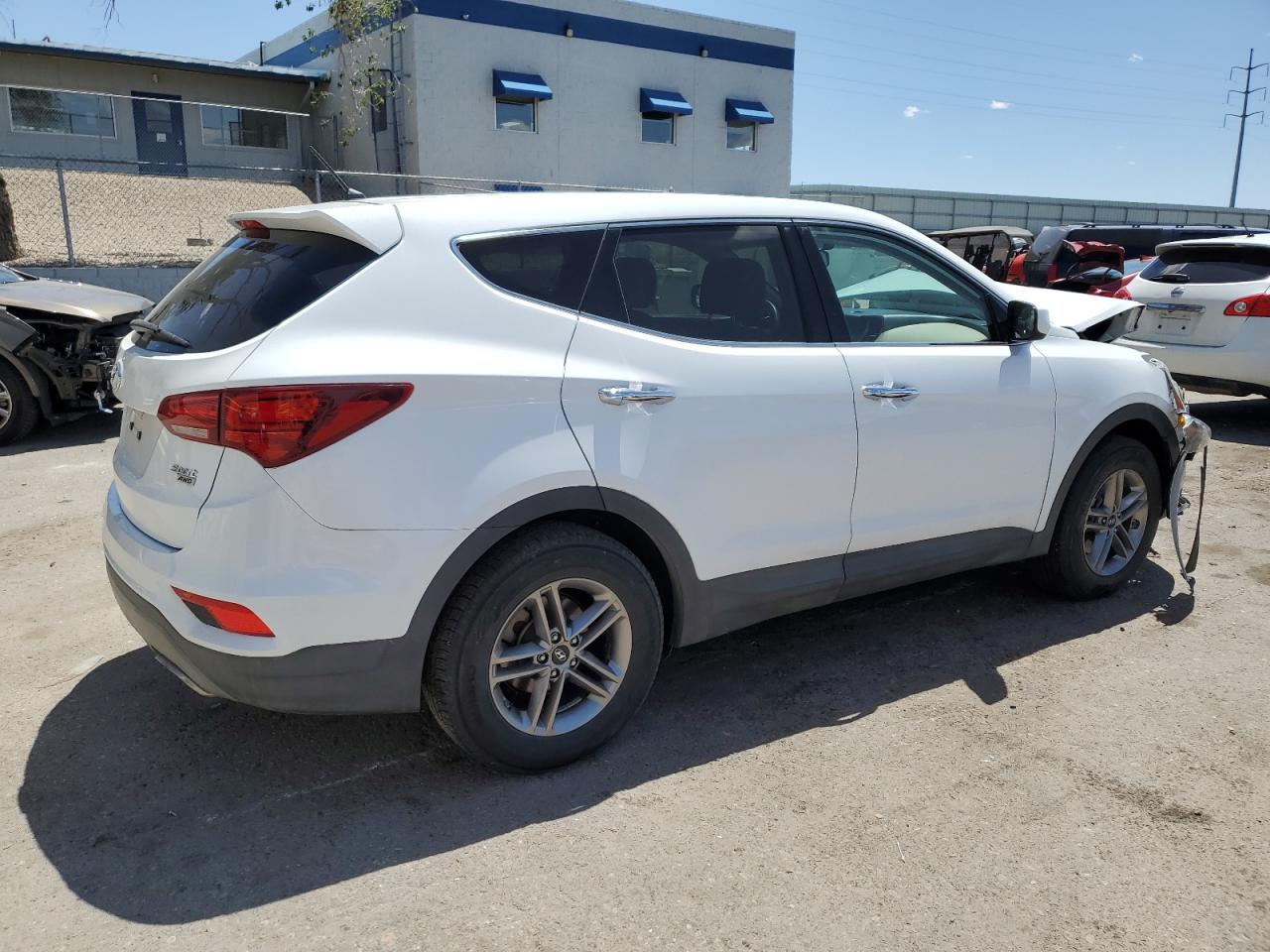 Photo 2 VIN: 5NMZTDLB1JH106977 - HYUNDAI SANTA FE 