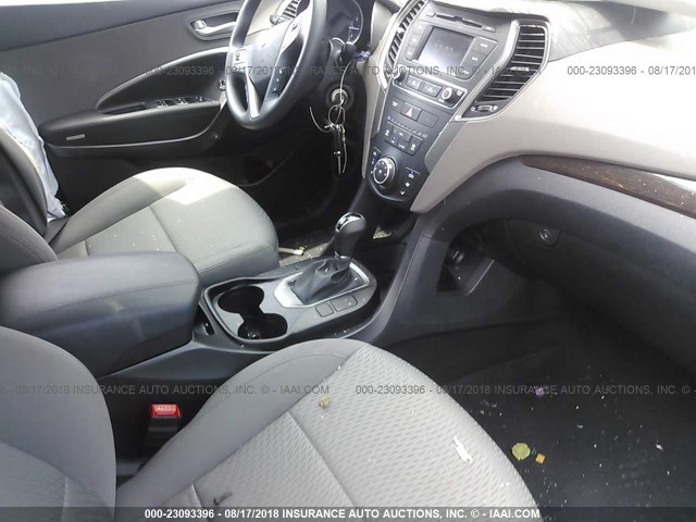 Photo 4 VIN: 5NMZTDLB4HH046378 - HYUNDAI SANTA FE SPORT 