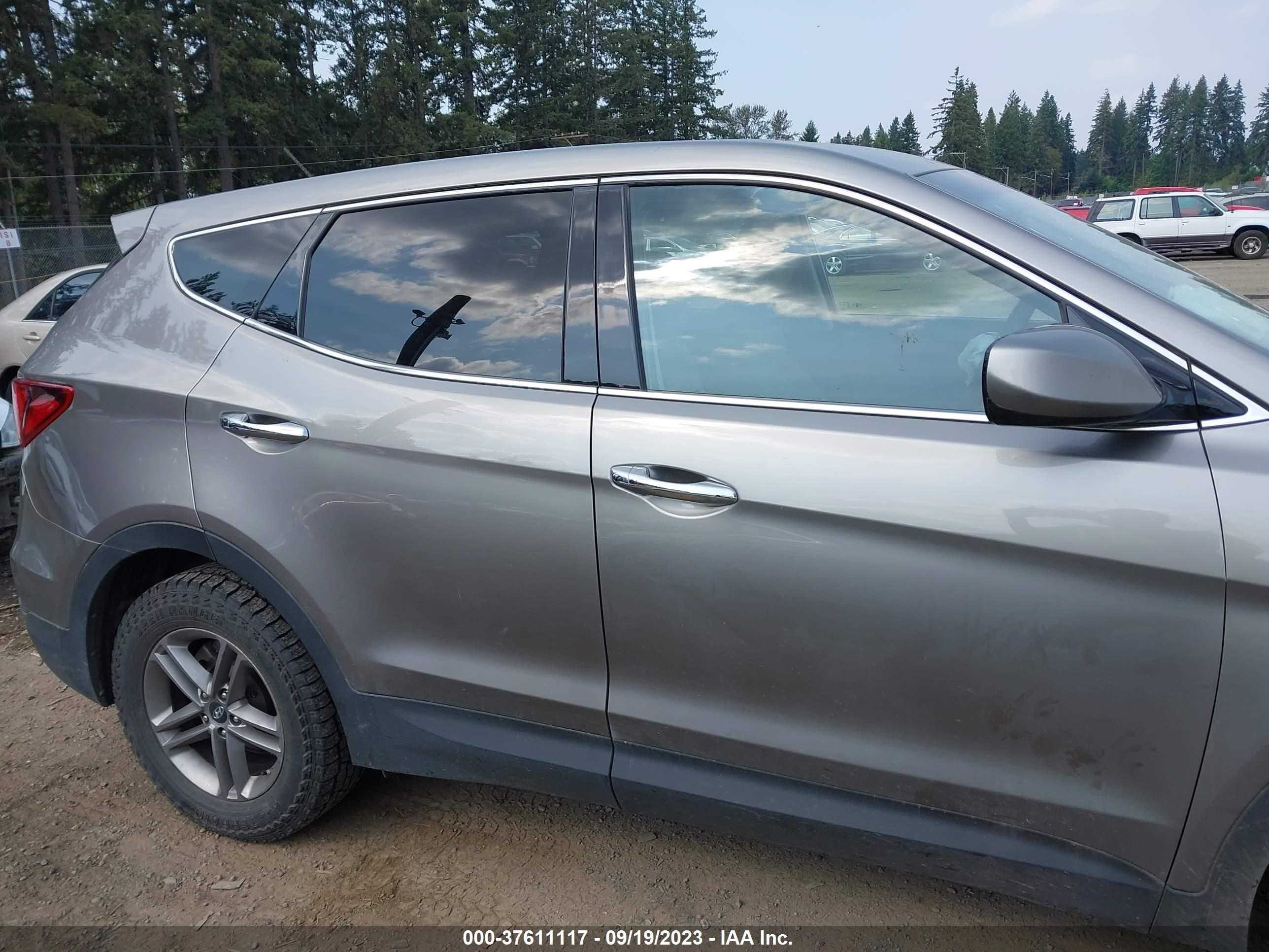 Photo 12 VIN: 5NMZTDLB8JH085724 - HYUNDAI SANTA FE 