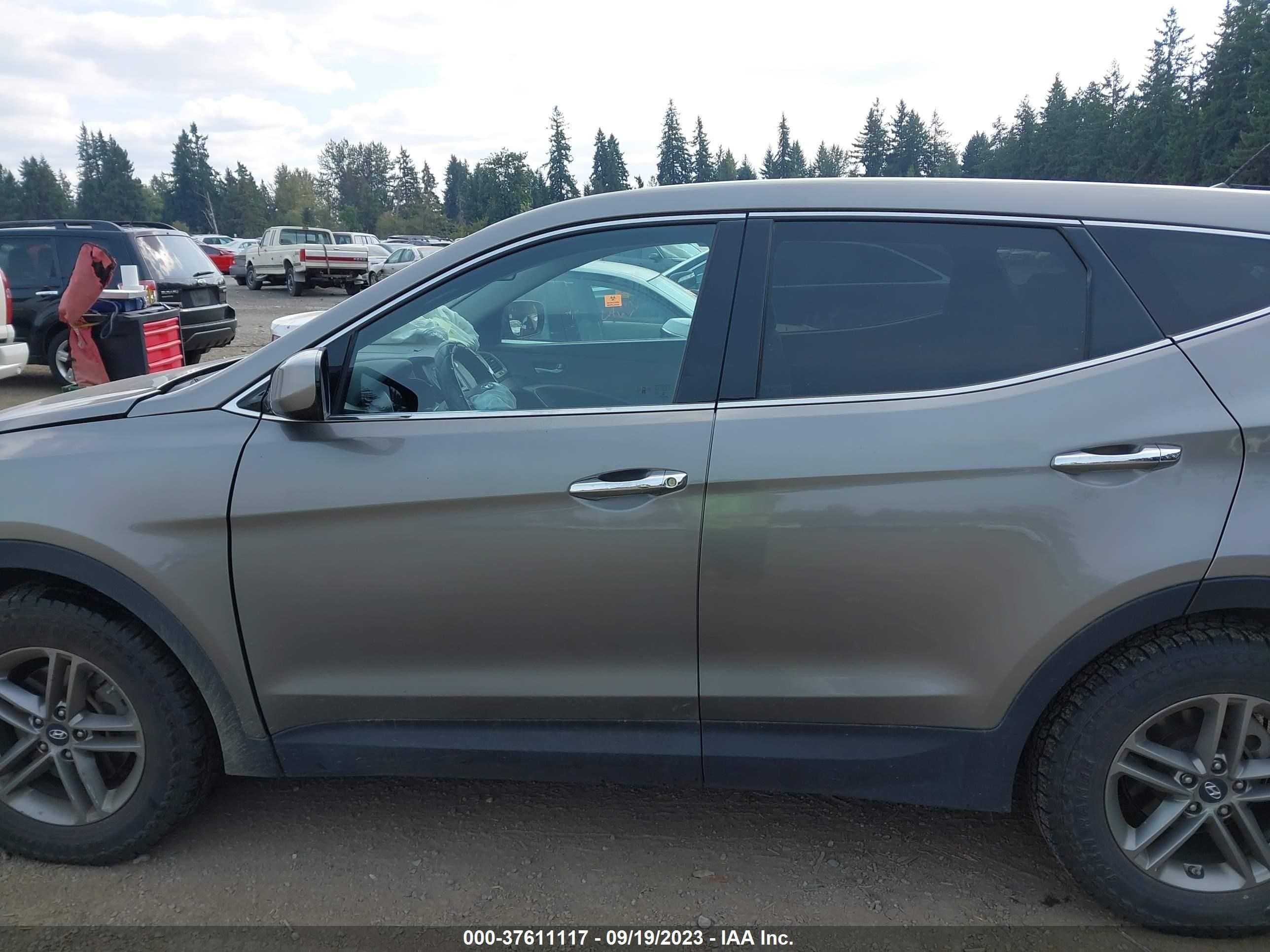 Photo 13 VIN: 5NMZTDLB8JH085724 - HYUNDAI SANTA FE 