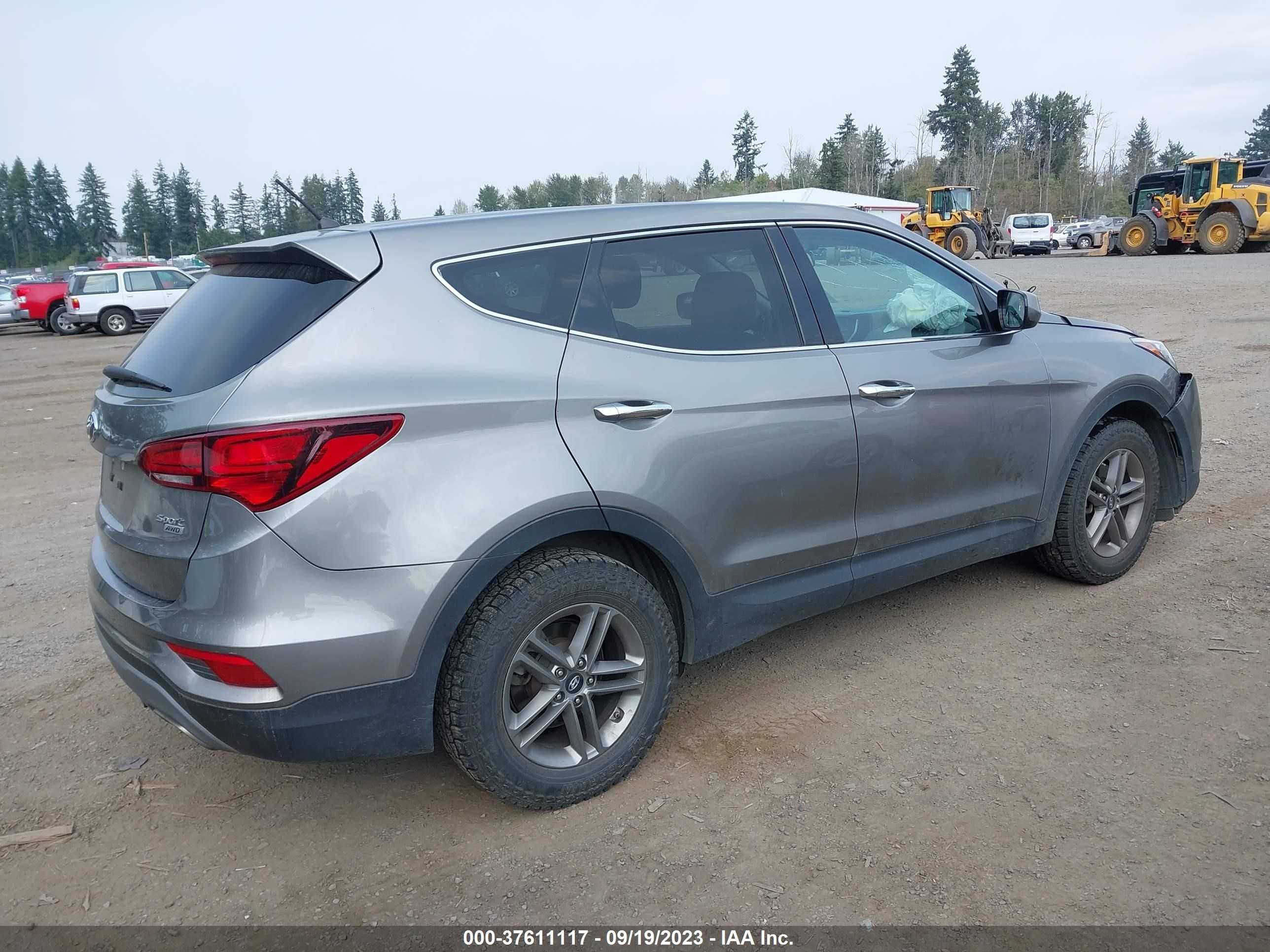 Photo 3 VIN: 5NMZTDLB8JH085724 - HYUNDAI SANTA FE 