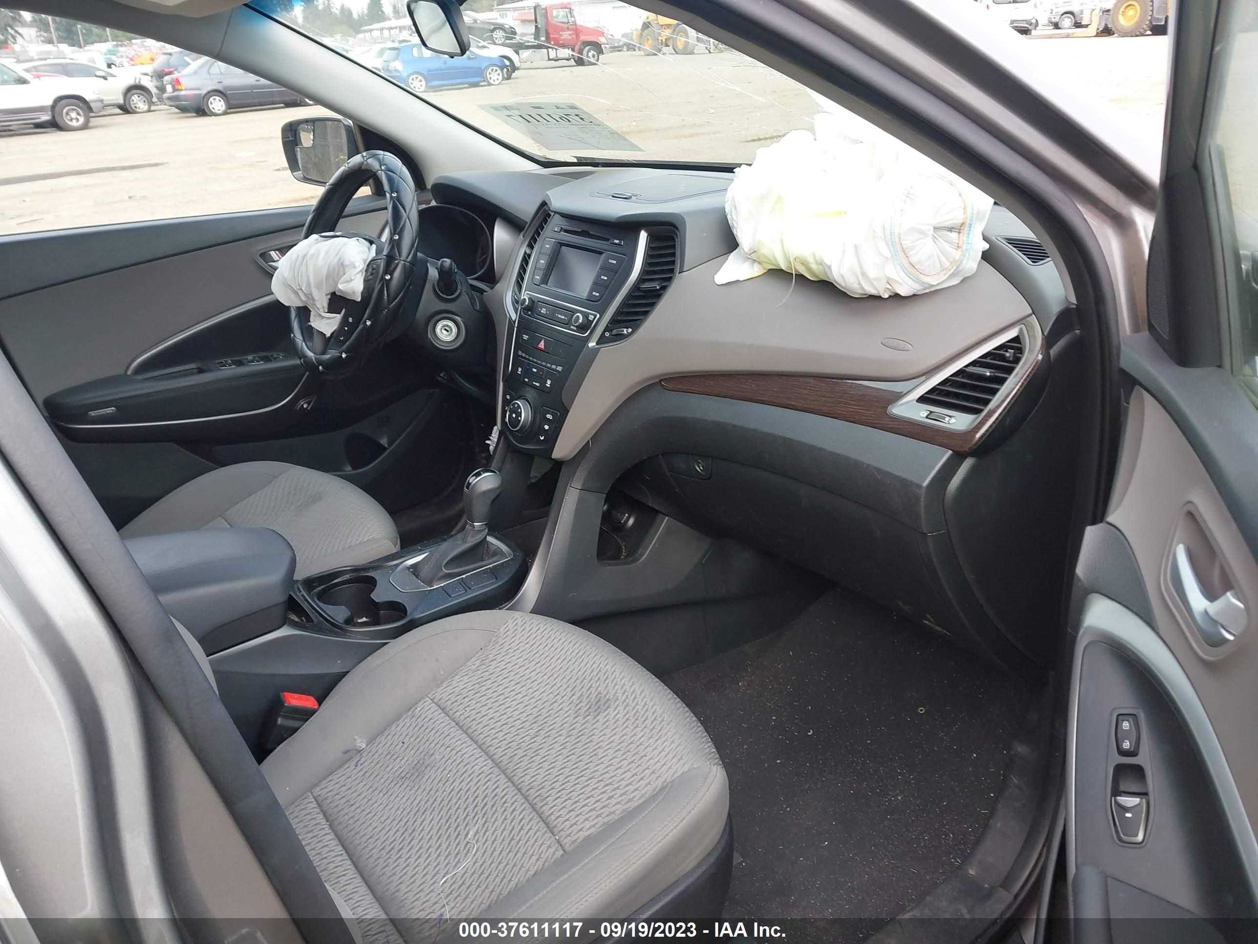 Photo 4 VIN: 5NMZTDLB8JH085724 - HYUNDAI SANTA FE 