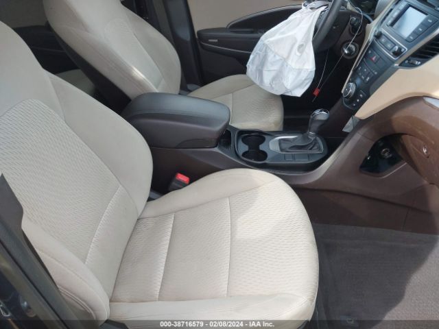 Photo 4 VIN: 5NMZTDLB9HH032394 - HYUNDAI SANTA FE SPORT 