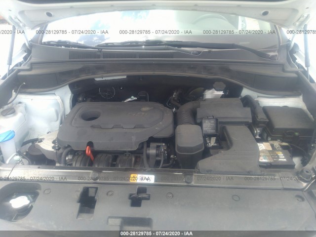 Photo 9 VIN: 5NMZU3LB0JH069993 - HYUNDAI SANTA FE 