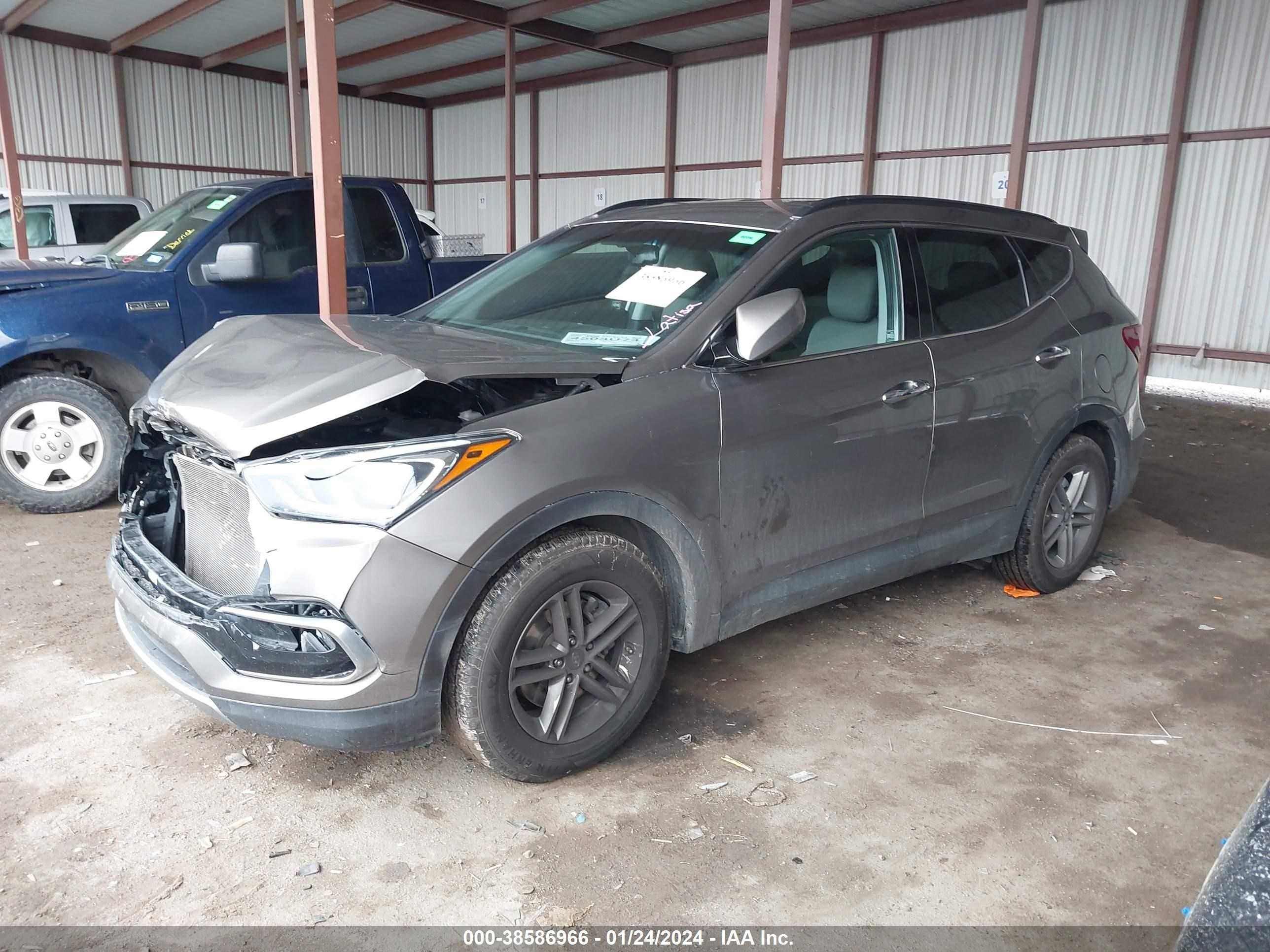 Photo 1 VIN: 5NMZU3LB1HH002118 - HYUNDAI SANTA FE 