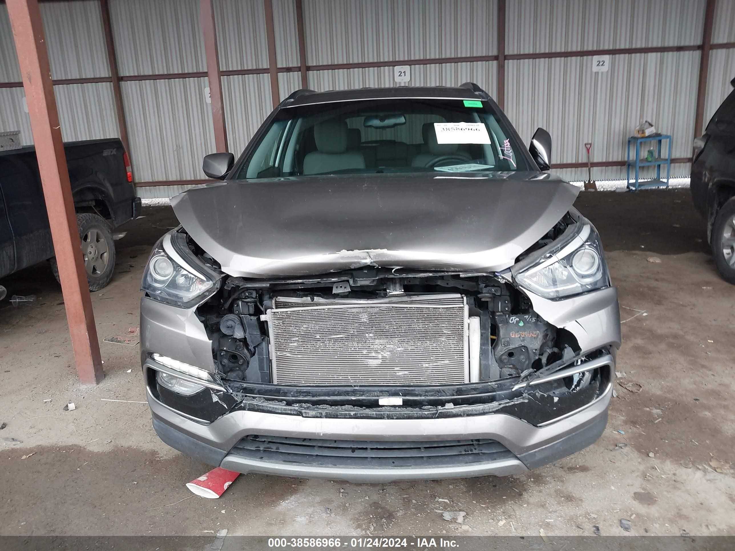 Photo 11 VIN: 5NMZU3LB1HH002118 - HYUNDAI SANTA FE 