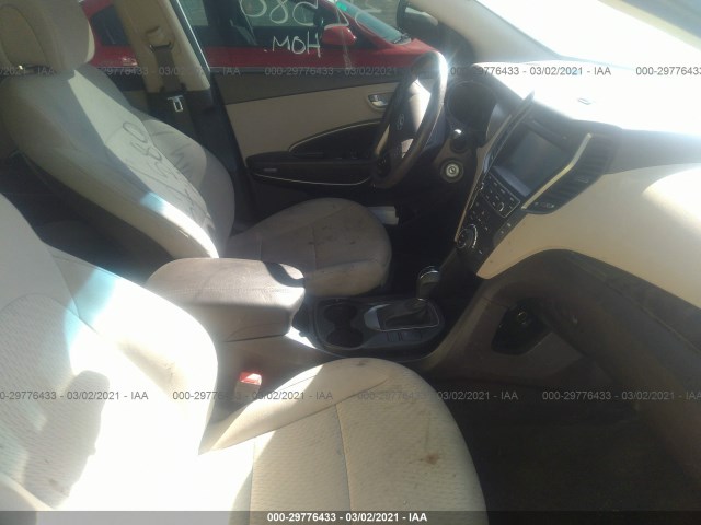 Photo 4 VIN: 5NMZU3LB3HH016120 - HYUNDAI SANTA FE SPORT 