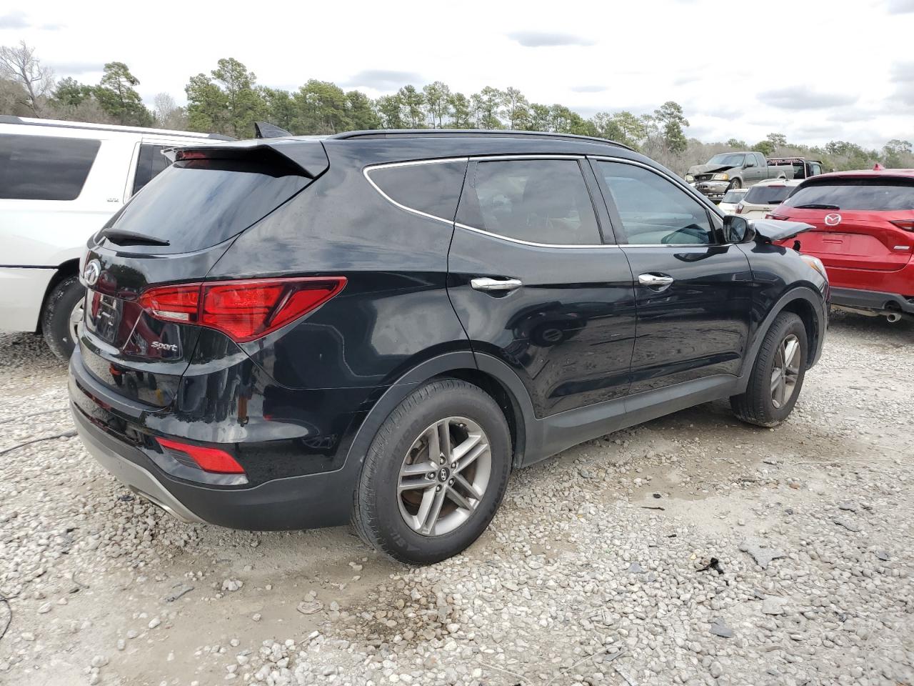 Photo 2 VIN: 5NMZU3LB4HH050132 - HYUNDAI SANTA FE 