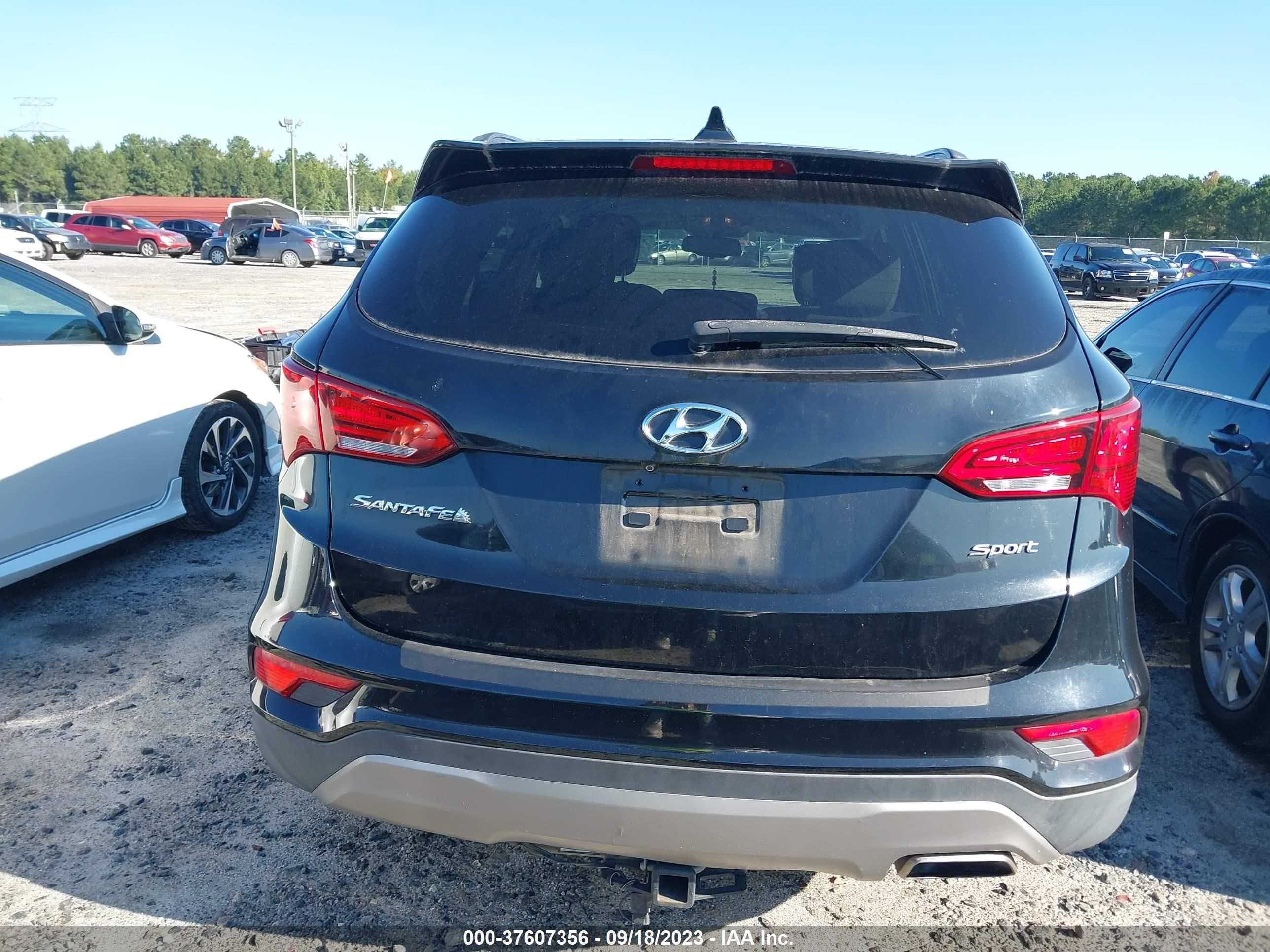 Photo 15 VIN: 5NMZU3LB5JH054082 - HYUNDAI SANTA FE 