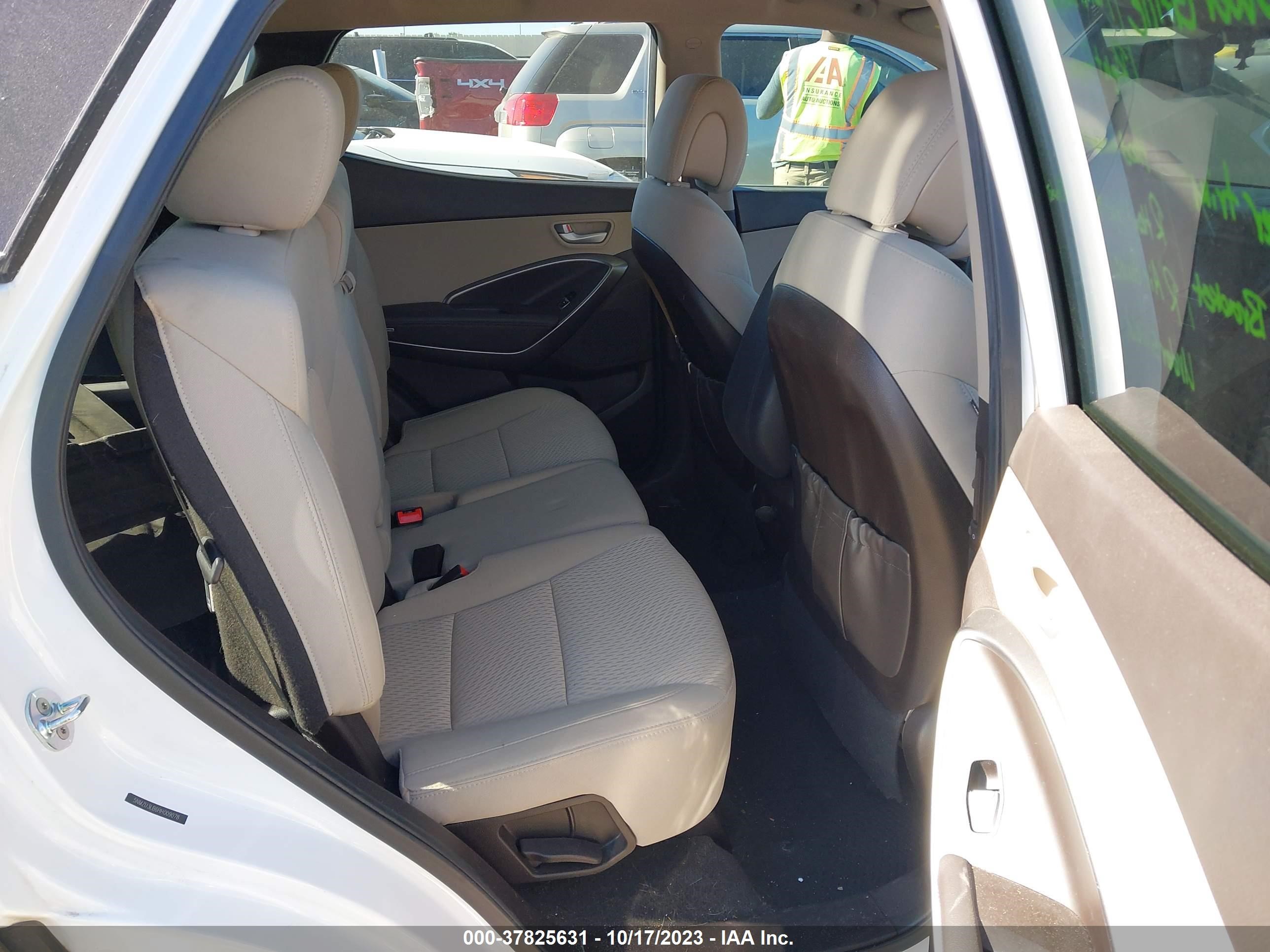 Photo 7 VIN: 5NMZU3LB6HH009078 - HYUNDAI SANTA FE 