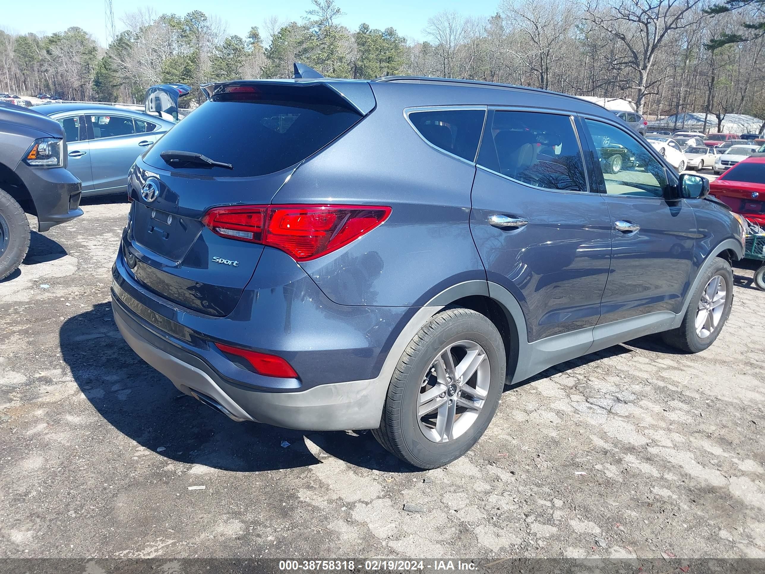 Photo 3 VIN: 5NMZU3LB8HH009826 - HYUNDAI SANTA FE 