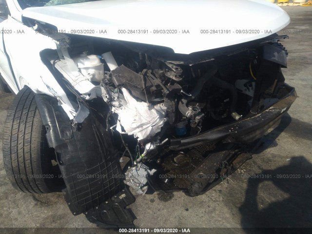 Photo 5 VIN: 5NMZU3LB8JH057543 - HYUNDAI SANTA FE SPORT 