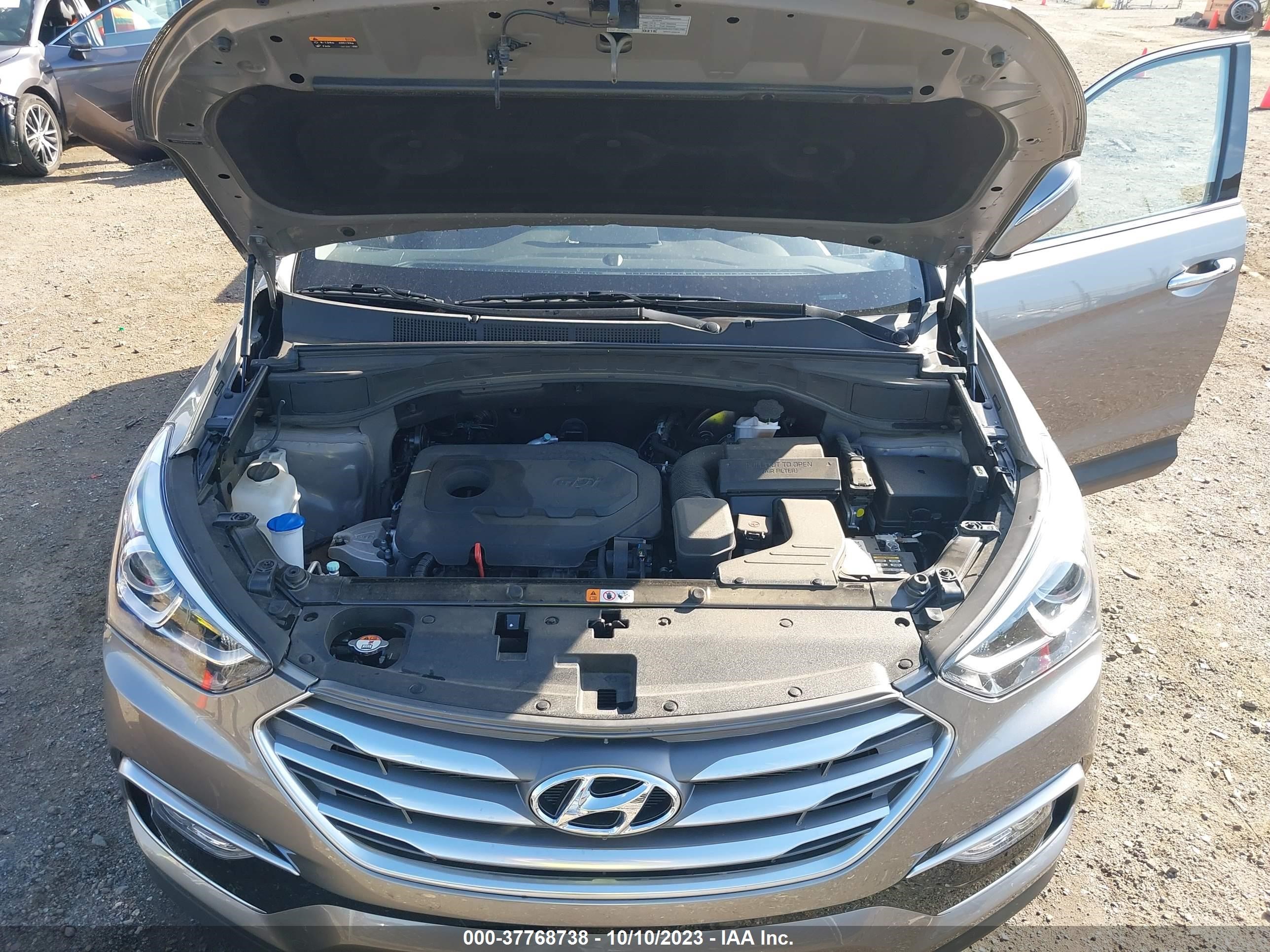 Photo 9 VIN: 5NMZU3LB8JH107843 - HYUNDAI SANTA FE 