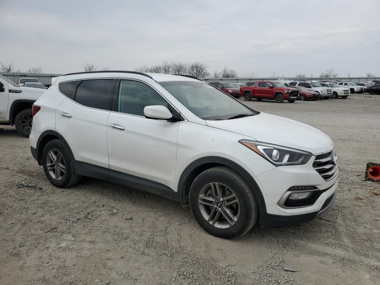 Photo 3 VIN: 5NMZU3LBXHH000478 - HYUNDAI SANTA FE 