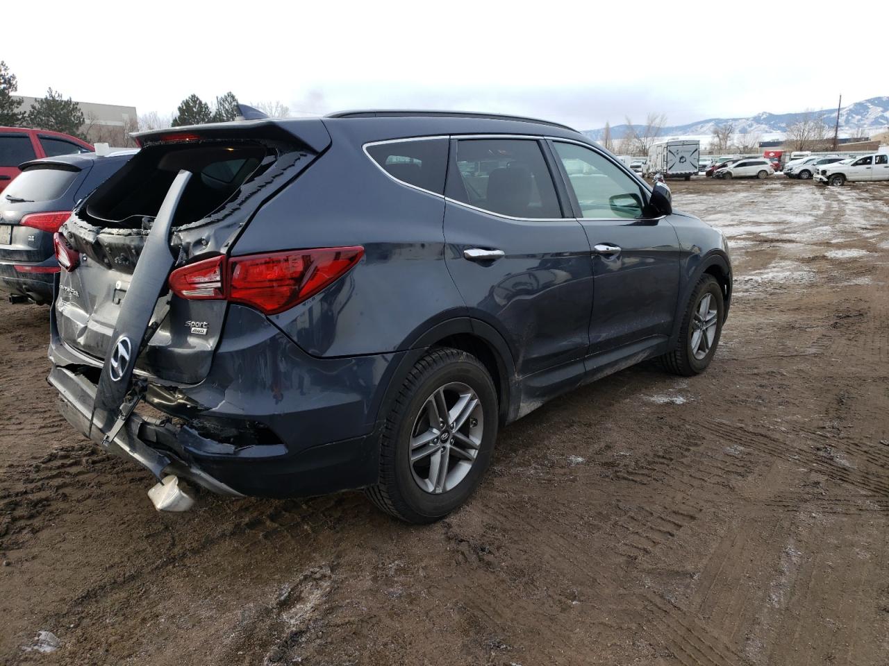 Photo 2 VIN: 5NMZUDLB3JH055091 - HYUNDAI SANTA FE 