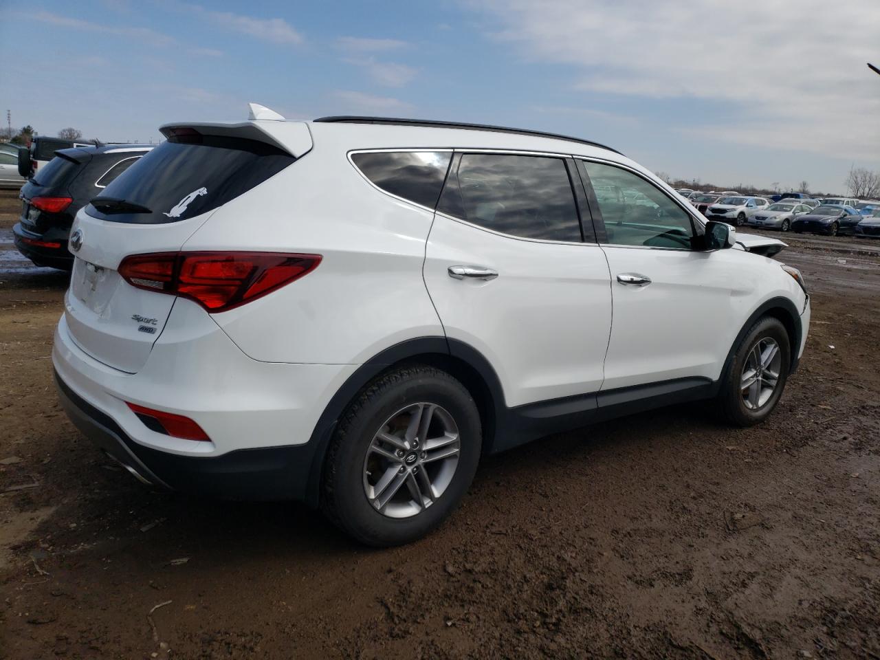 Photo 2 VIN: 5NMZUDLB3JH065765 - HYUNDAI SANTA FE 