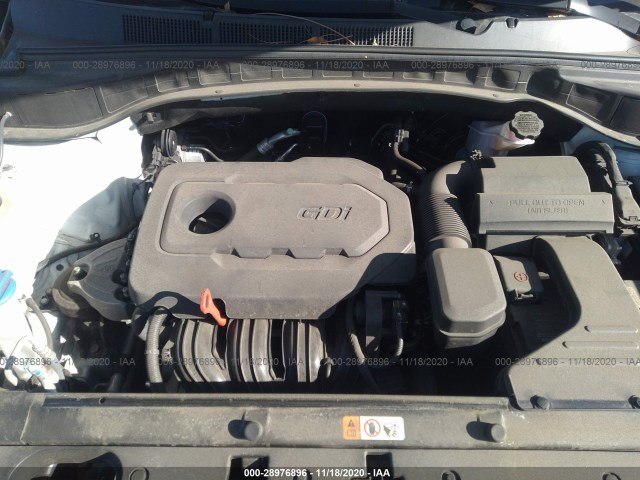 Photo 9 VIN: 5NMZUDLB5JH052998 - HYUNDAI SANTA-FE 