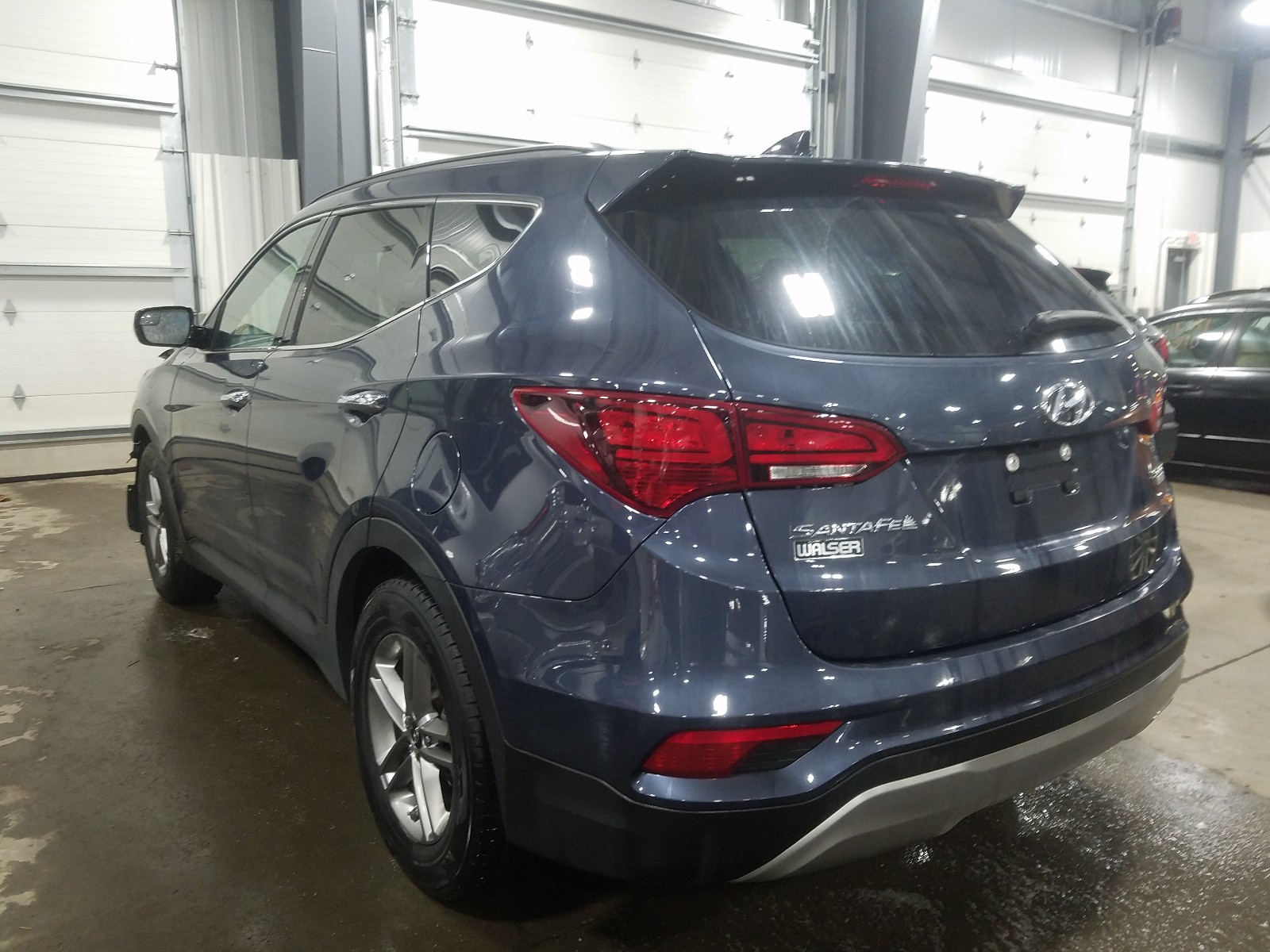 Photo 2 VIN: 5NMZUDLB7HH035579 - HYUNDAI SANTA FE 