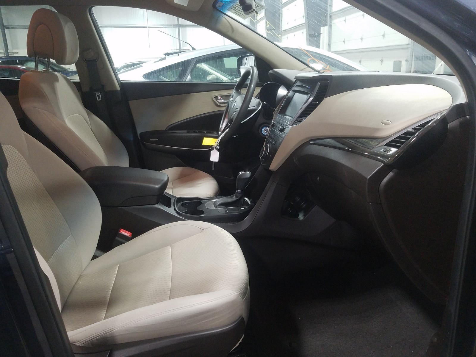 Photo 4 VIN: 5NMZUDLB7HH035579 - HYUNDAI SANTA FE 