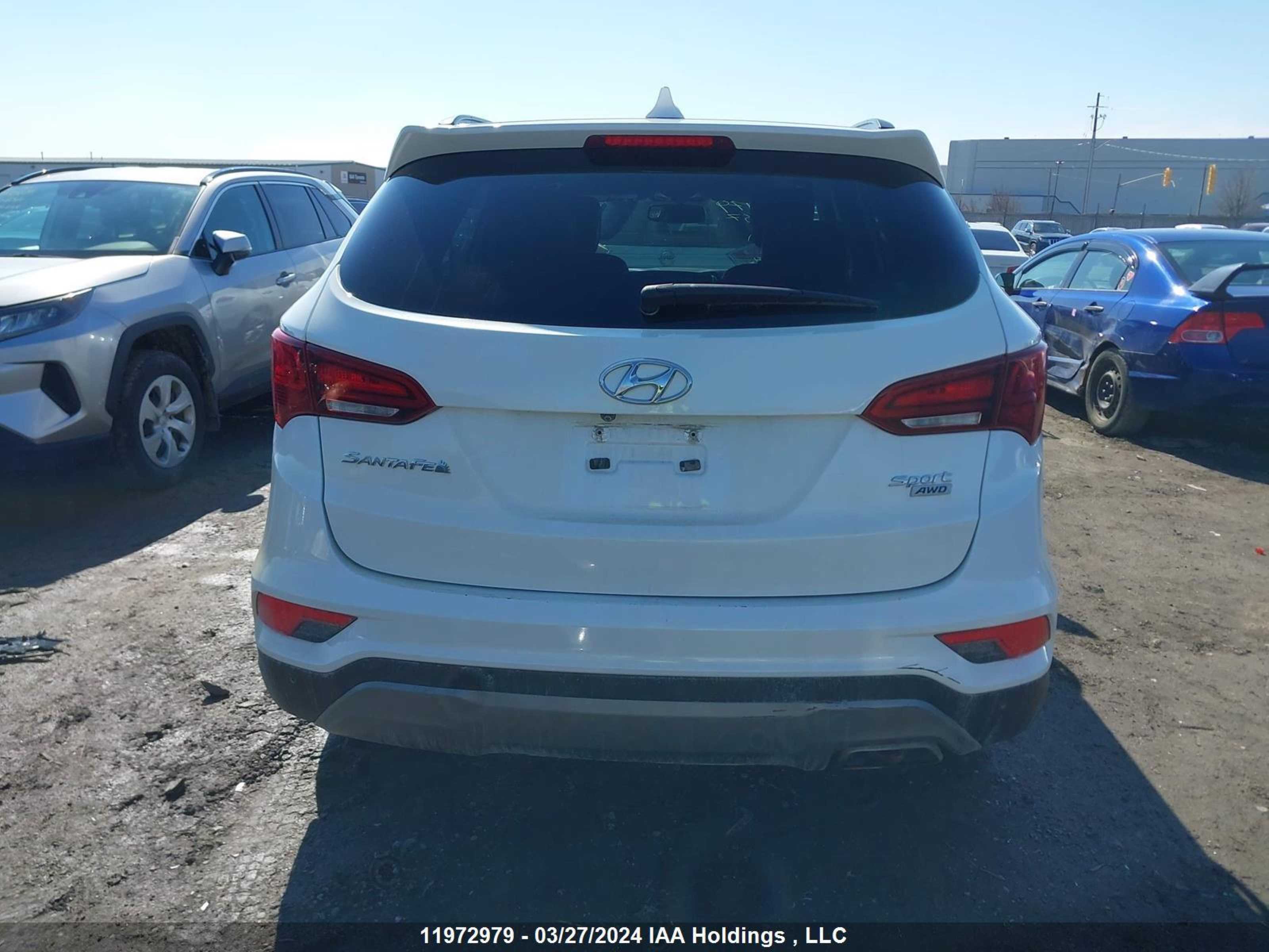 Photo 15 VIN: 5NMZUDLB7JH063467 - HYUNDAI SANTA FE 