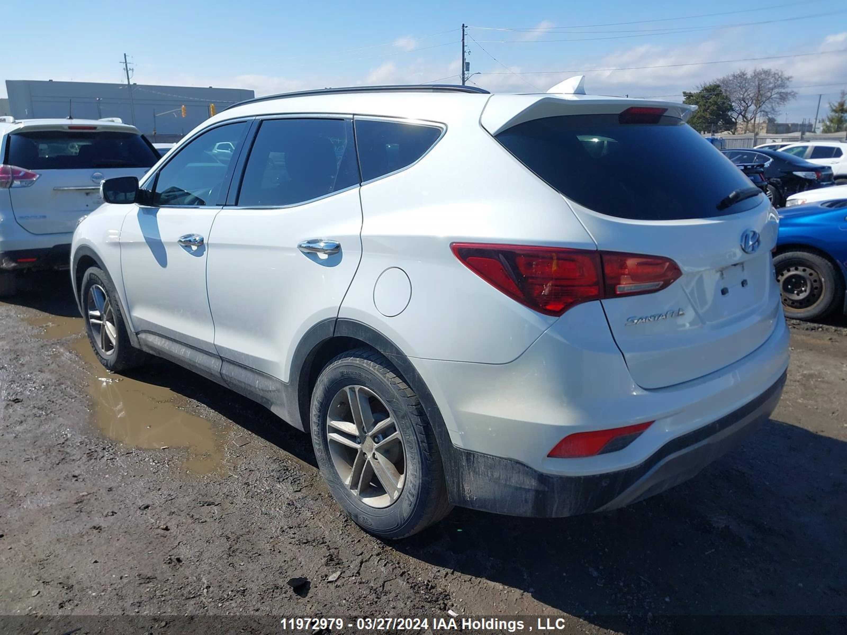 Photo 2 VIN: 5NMZUDLB7JH063467 - HYUNDAI SANTA FE 