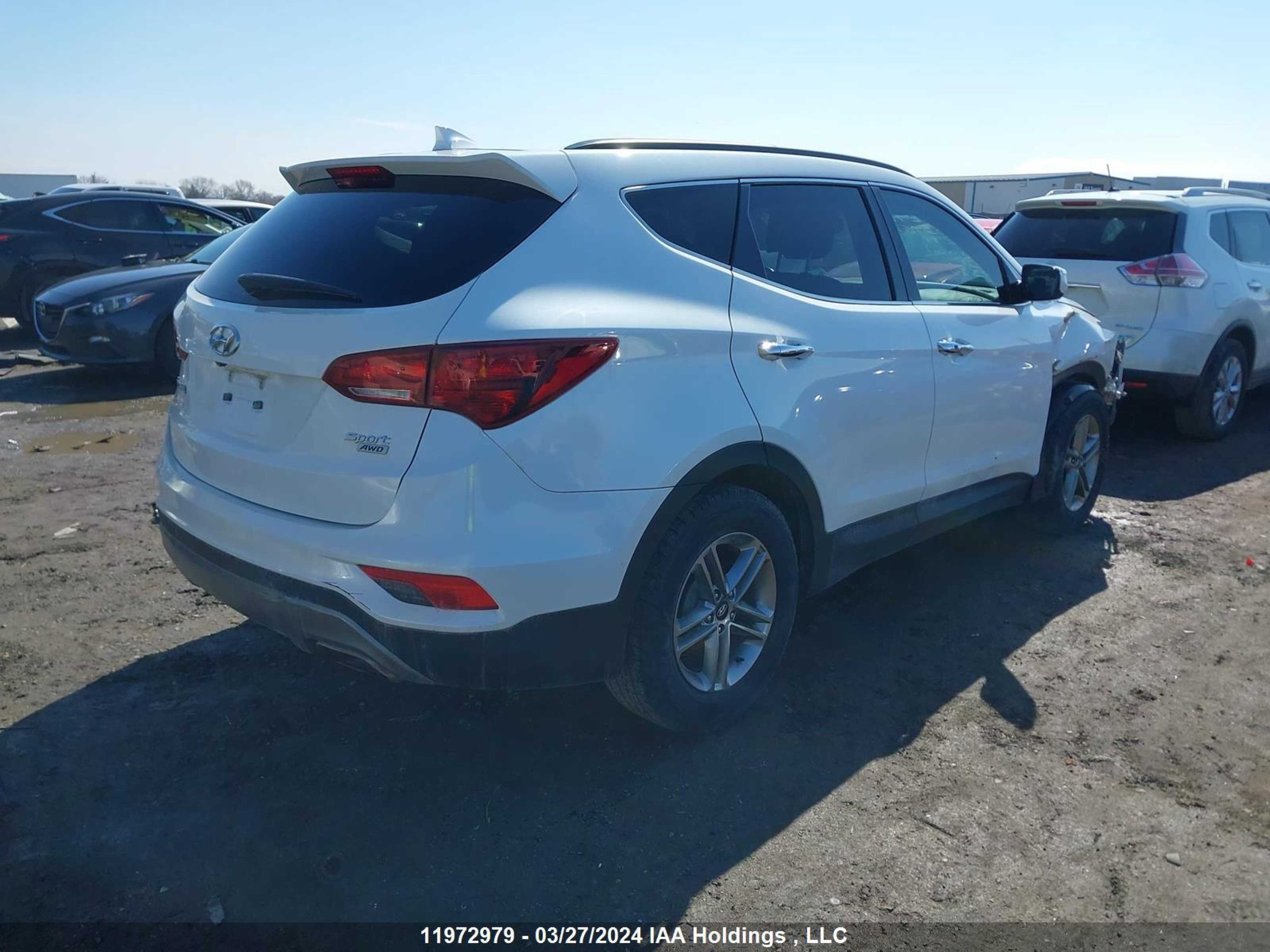 Photo 3 VIN: 5NMZUDLB7JH063467 - HYUNDAI SANTA FE 