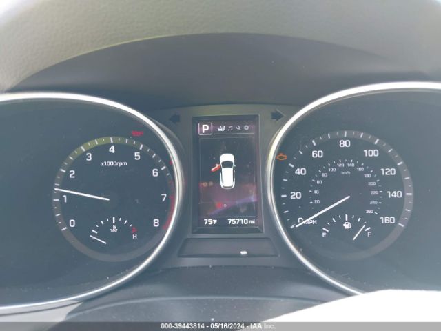 Photo 6 VIN: 5NMZUDLB8HH016989 - HYUNDAI SANTA FE SPORT 