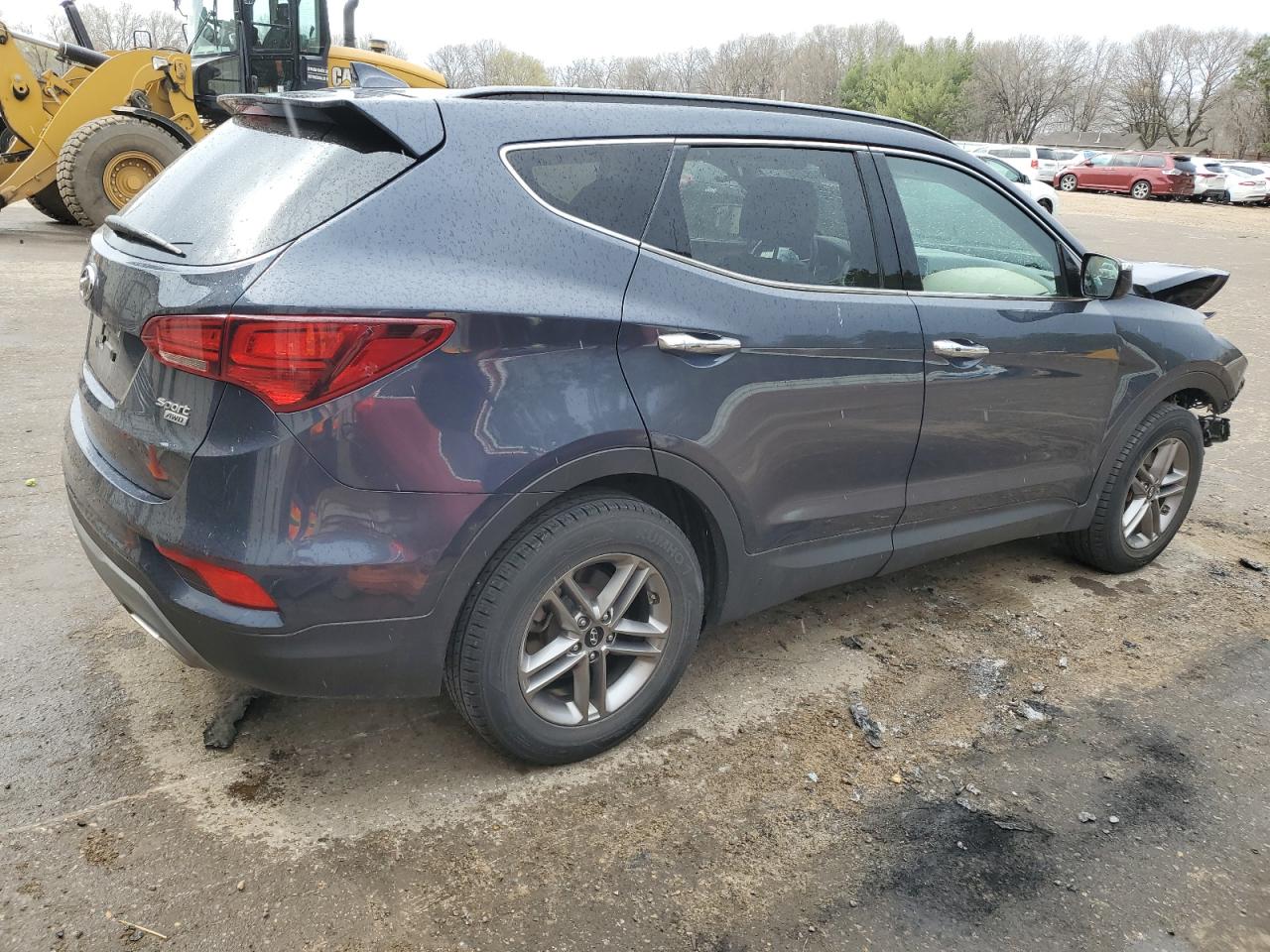 Photo 2 VIN: 5NMZUDLB8JH098163 - HYUNDAI SANTA FE 