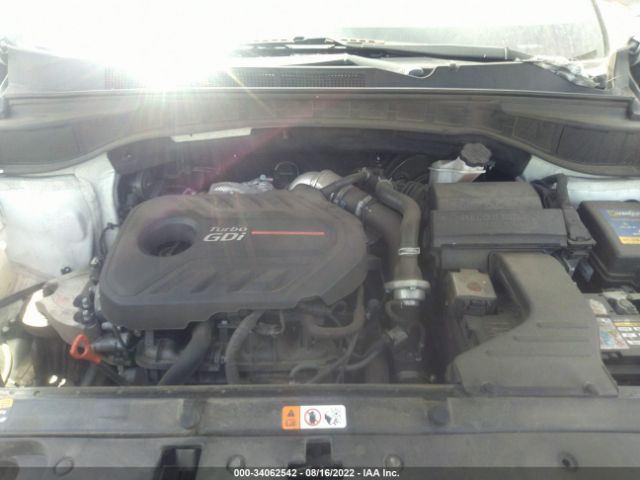 Photo 9 VIN: 5NMZWDLA3HH041011 - HYUNDAI SANTA FE SPORT 