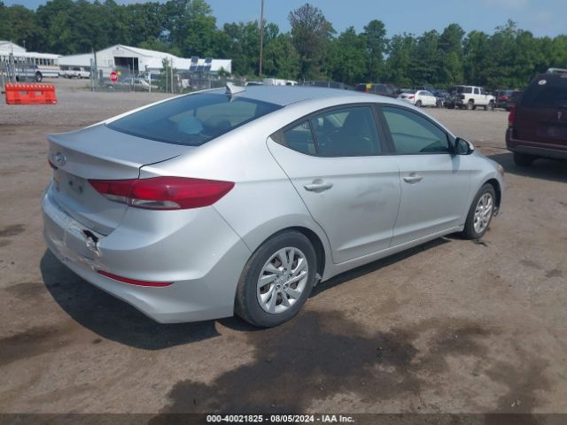 Photo 3 VIN: 5NPD74LF0HH069113 - HYUNDAI ELANTRA 