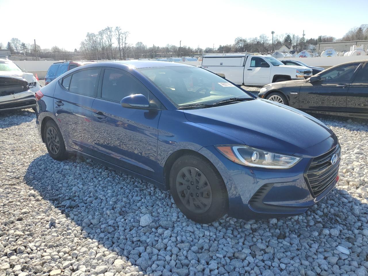 Photo 3 VIN: 5NPD74LF0HH100330 - HYUNDAI ELANTRA 