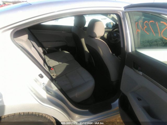 Photo 7 VIN: 5NPD74LF0HH102269 - HYUNDAI ELANTRA 