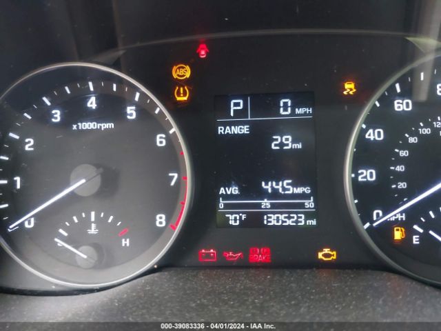 Photo 6 VIN: 5NPD74LF0HH105253 - HYUNDAI ELANTRA 