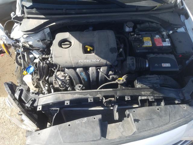 Photo 6 VIN: 5NPD74LF0HH126202 - HYUNDAI ELANTRA SE 