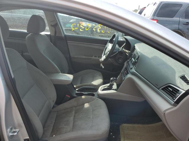 Photo 4 VIN: 5NPD74LF0HH127723 - HYUNDAI ELANTRA SE 