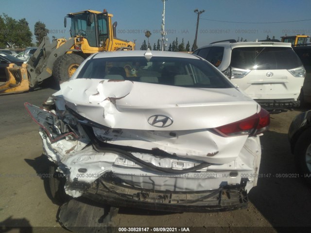 Photo 5 VIN: 5NPD74LF0HH164514 - HYUNDAI ELANTRA 