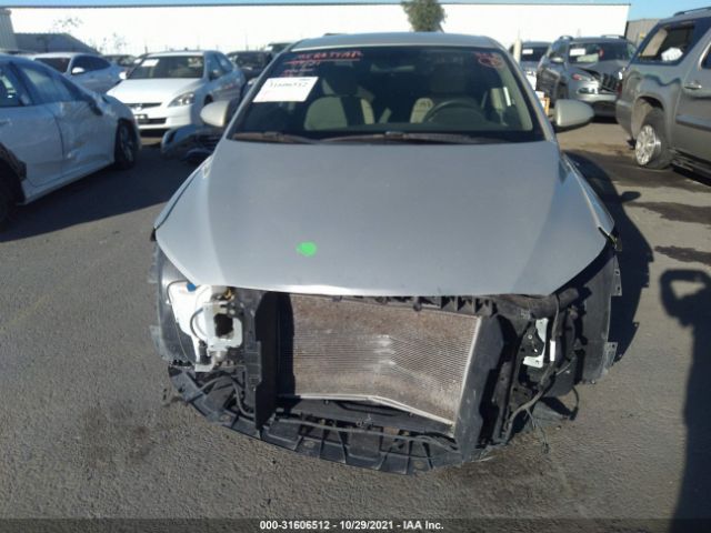 Photo 5 VIN: 5NPD74LF0HH164772 - HYUNDAI ELANTRA 