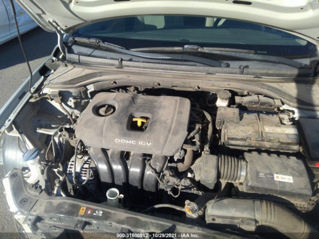 Photo 9 VIN: 5NPD74LF0HH164772 - HYUNDAI ELANTRA 