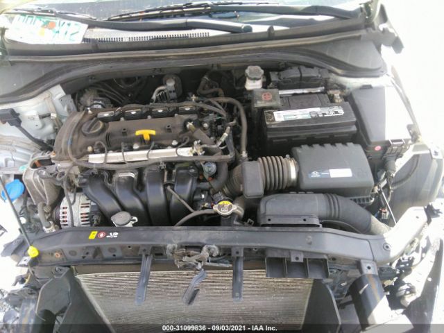 Photo 9 VIN: 5NPD74LF0HH188991 - HYUNDAI ELANTRA 