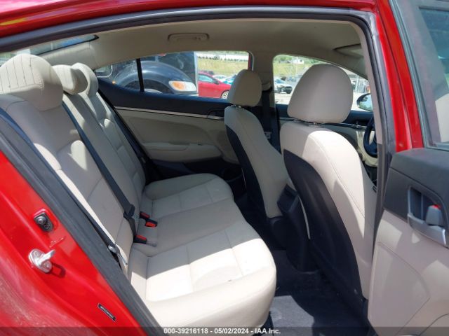 Photo 7 VIN: 5NPD74LF0HH194497 - HYUNDAI ELANTRA 