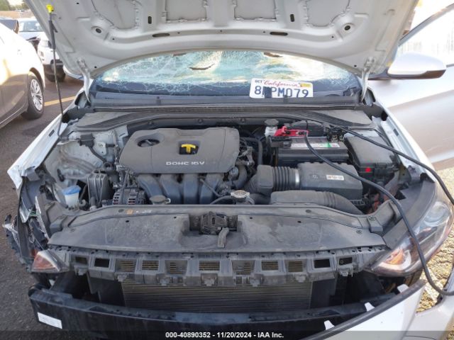 Photo 9 VIN: 5NPD74LF0JH225561 - HYUNDAI ELANTRA 