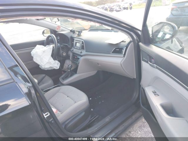 Photo 4 VIN: 5NPD74LF0JH277806 - HYUNDAI ELANTRA 