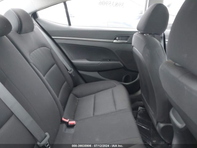 Photo 7 VIN: 5NPD74LF0JH279782 - HYUNDAI ELANTRA 