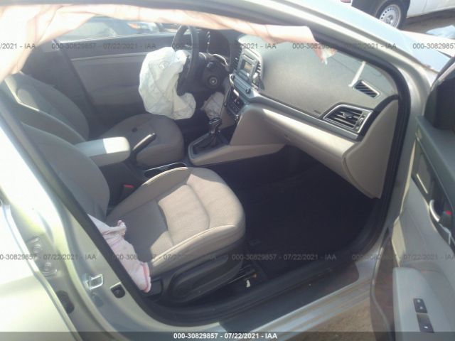 Photo 4 VIN: 5NPD74LF0JH298378 - HYUNDAI ELANTRA 